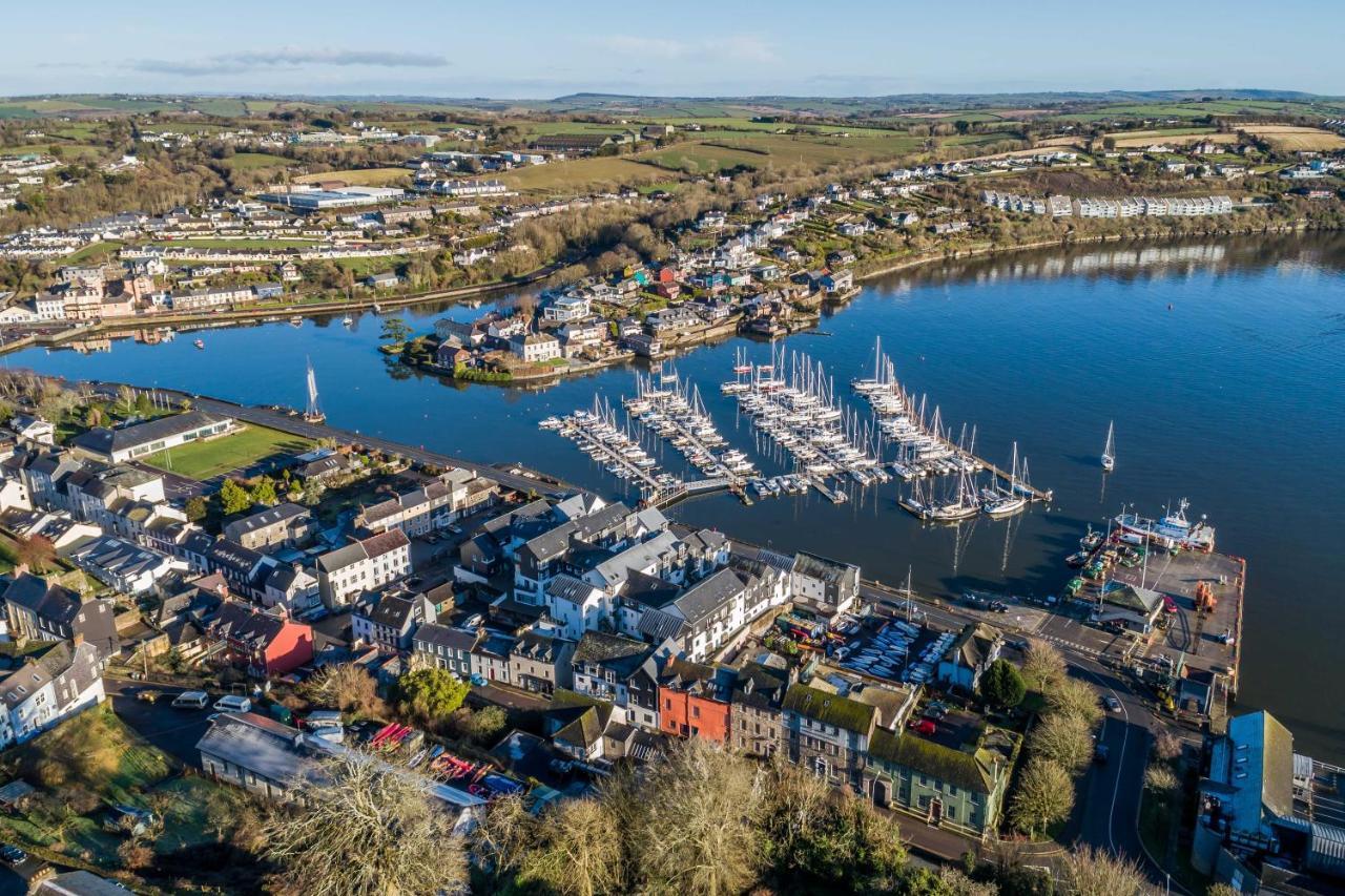 Four Winds,Kinsale Town,Exquisite Holiday Homes,Sleeps 26 Εξωτερικό φωτογραφία